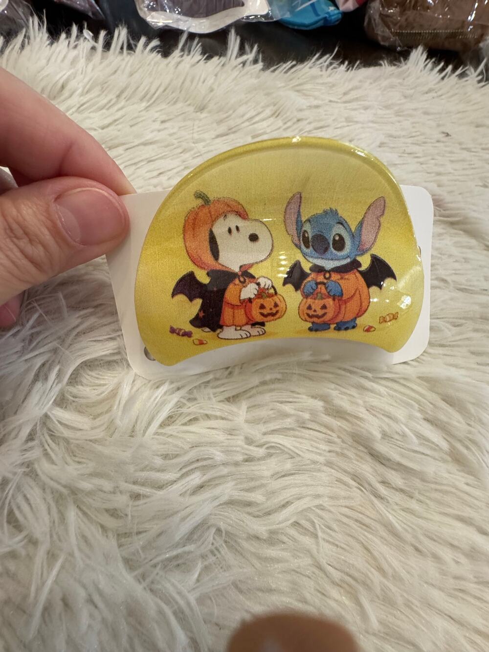 Snoopy and Stitch Halloween hair clip claw in Halloween costumes and pumpkins